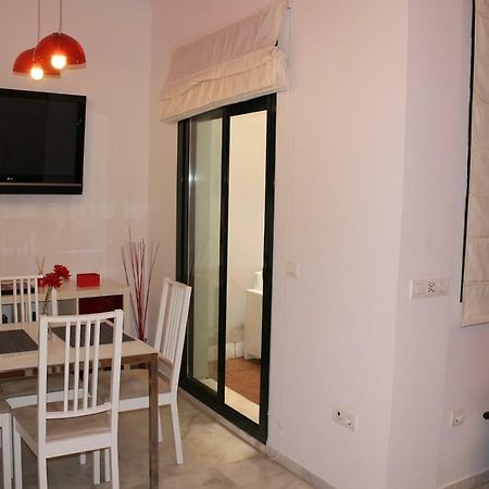 Apartamentos Rg Triana, Calle Castilla Con Patio Seville Ngoại thất bức ảnh