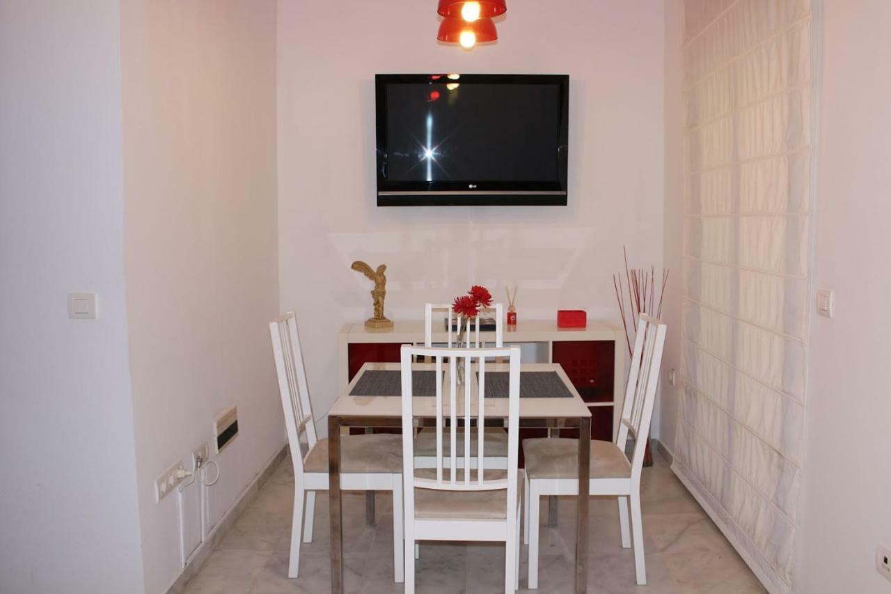 Apartamentos Rg Triana, Calle Castilla Con Patio Seville Ngoại thất bức ảnh