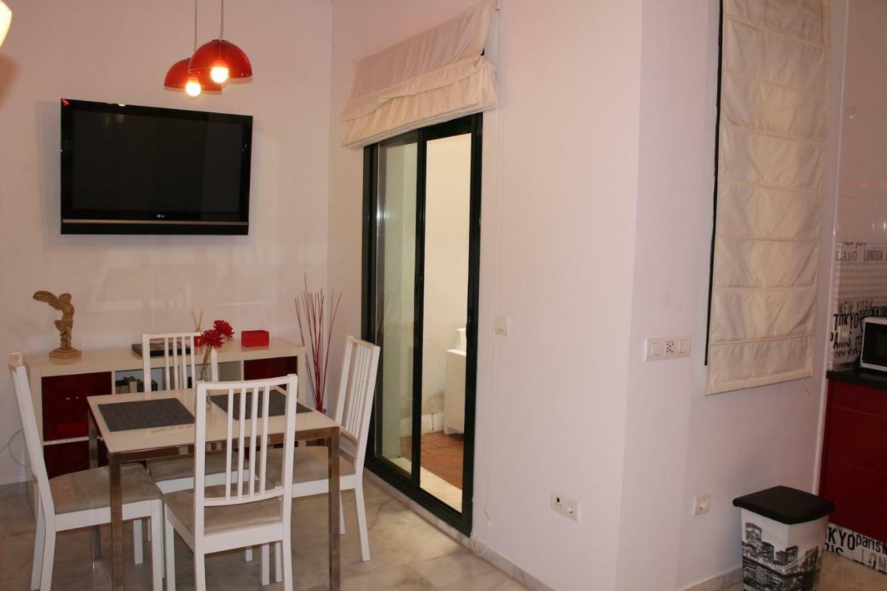 Apartamentos Rg Triana, Calle Castilla Con Patio Seville Ngoại thất bức ảnh