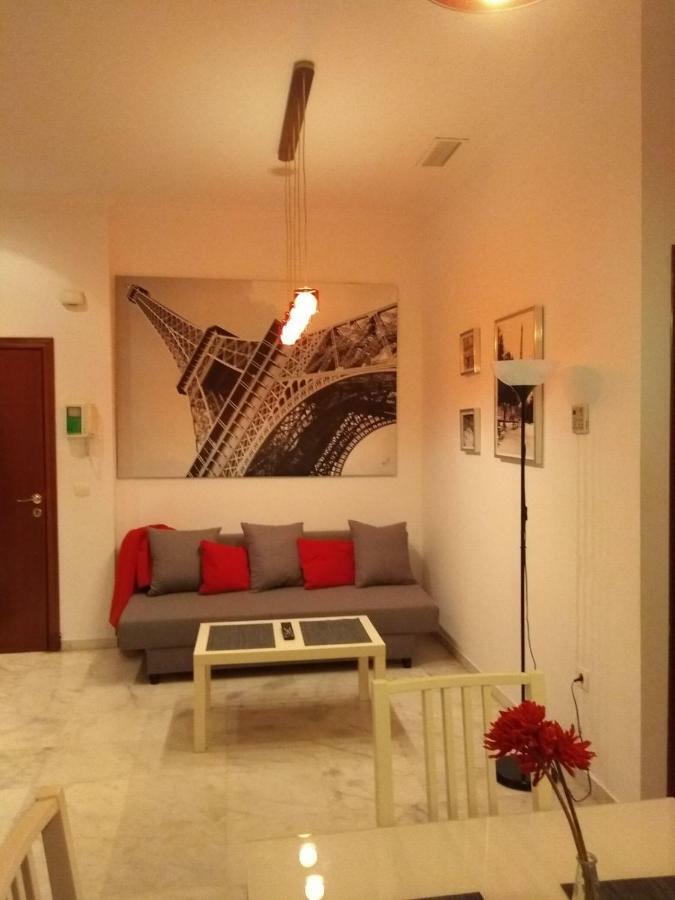 Apartamentos Rg Triana, Calle Castilla Con Patio Seville Ngoại thất bức ảnh